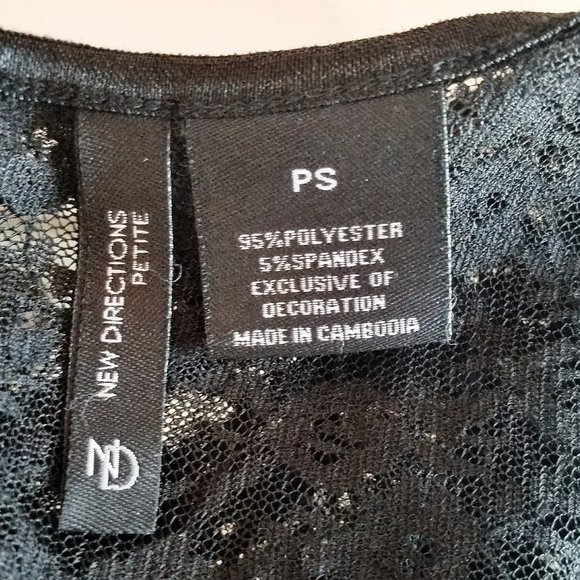 New Directions Black Lace and Ivory Top Free 🚀 Sm - Picture 13 of 14